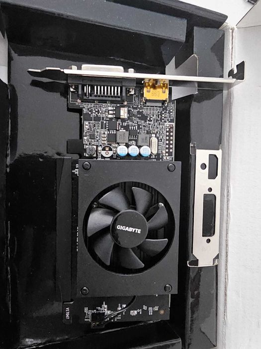 placa video pc 1gb noua