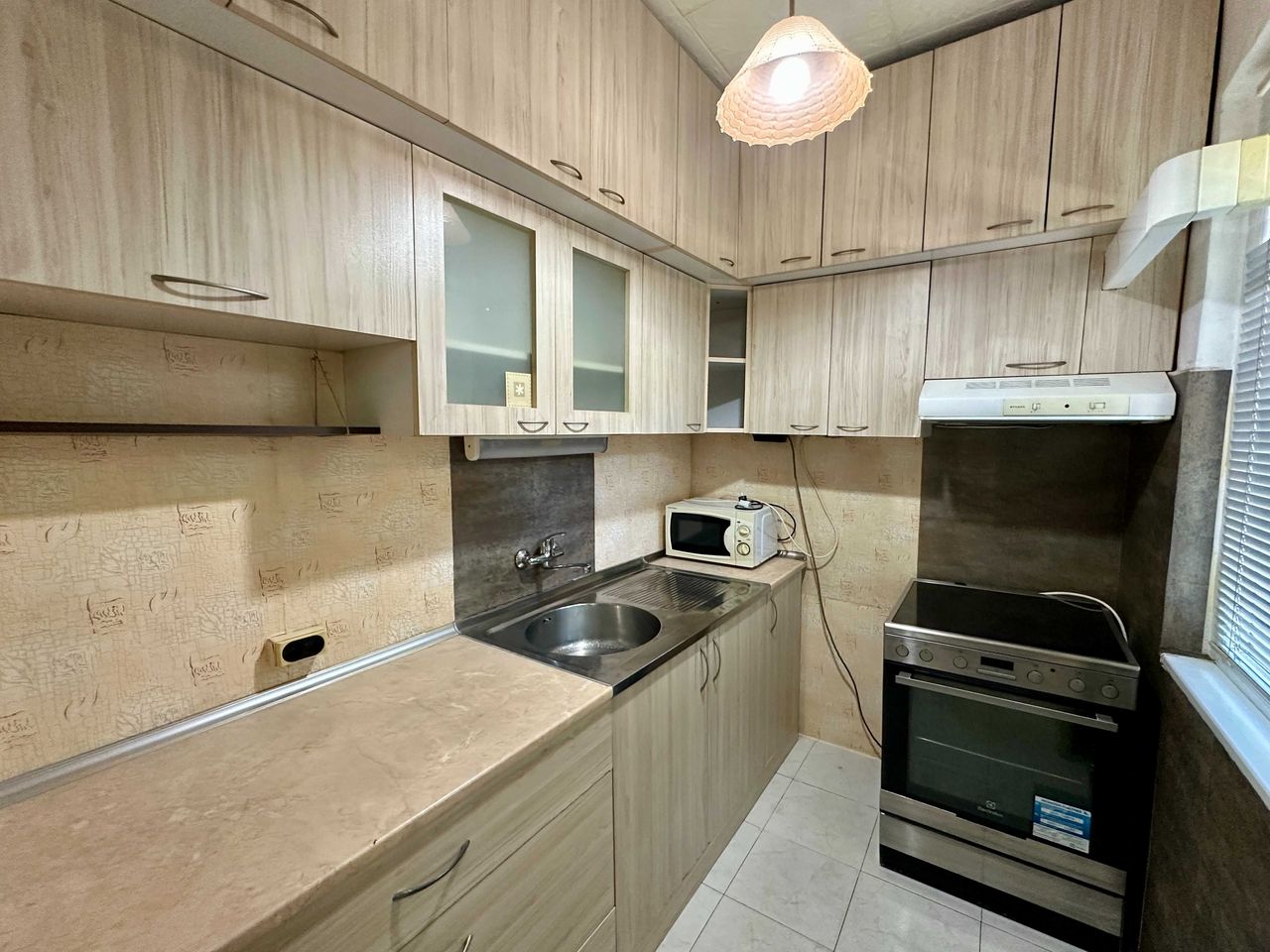 Продава се Тристаен апартамент в Пловдив, Кършияка - 93 кв.м за 1505 €/кв.м - Снимка #9