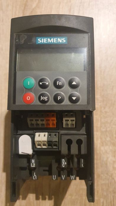 Vand Invertor Siemens Micromaster 420 cu programator "operator basic"