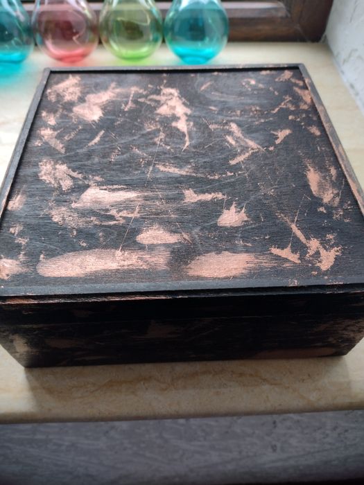 Cutie bijuterii din lemn cu aspect vintage