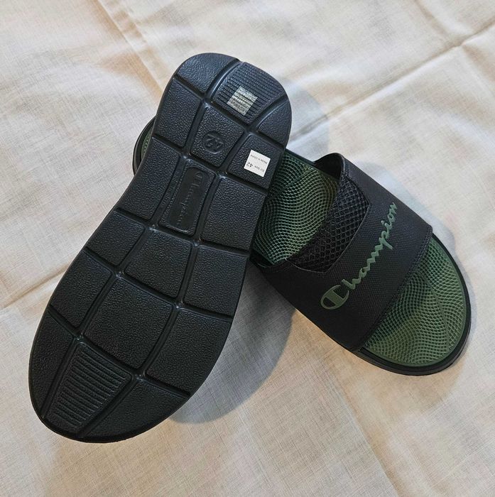 Slapi de barbati Champion