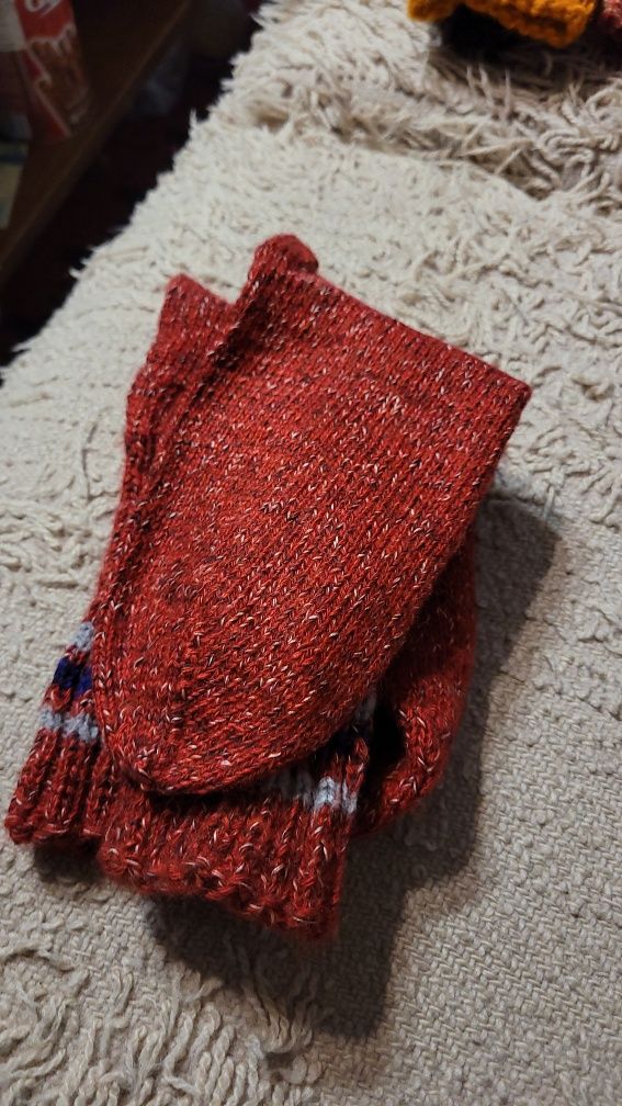 Вълнени чорапи (терлици) Ръчно плетени