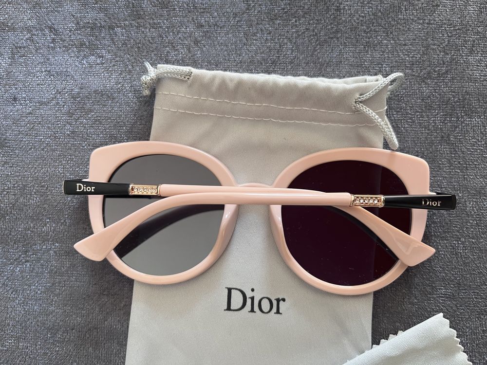 Дамски слънчеви очила Dior