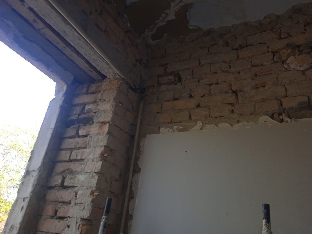 Демонтаж но-ремонтные работы
