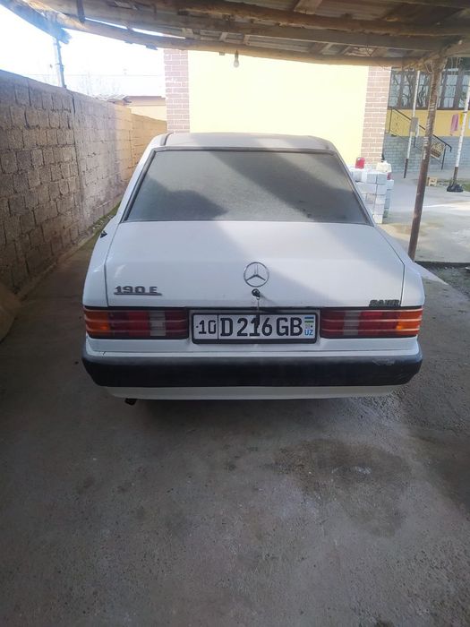 Mersades benz ..190