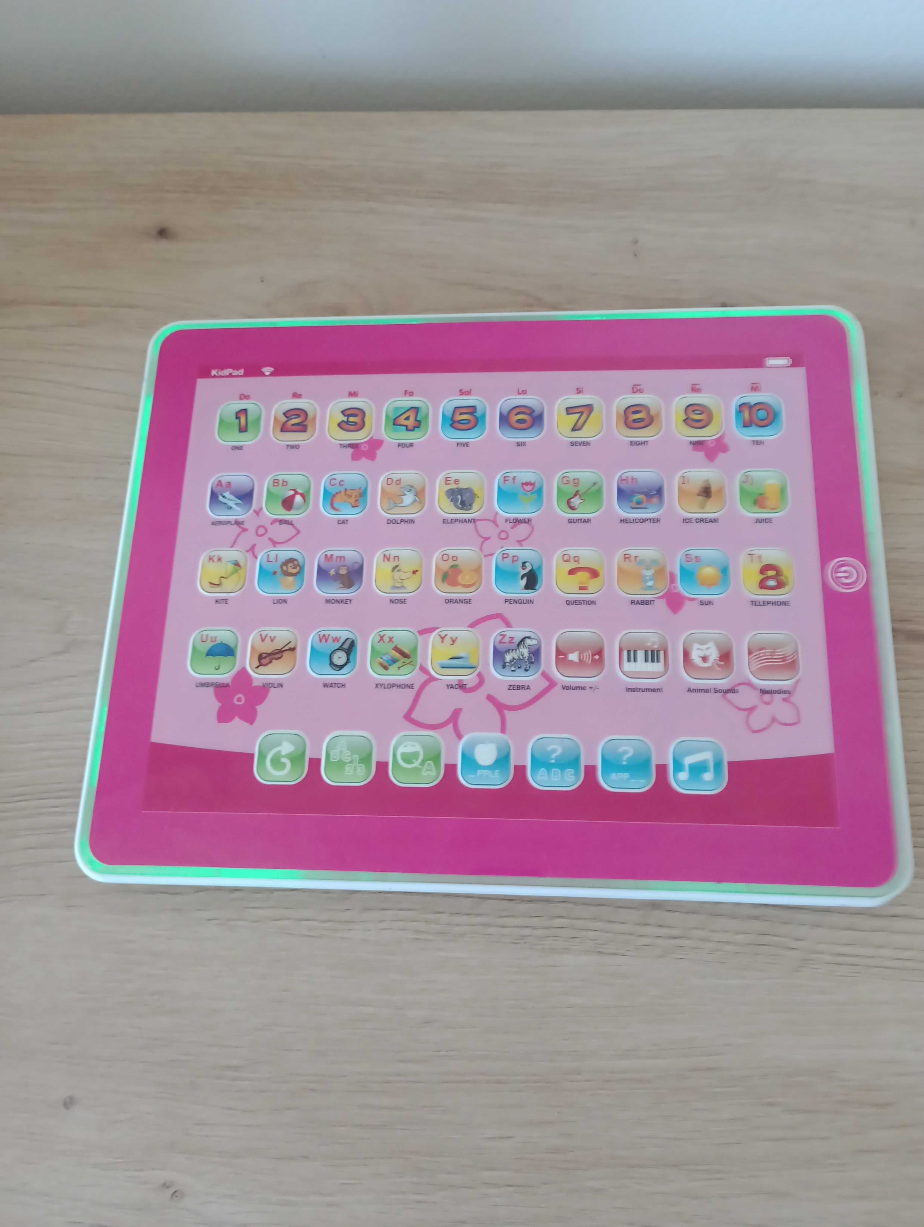 Rezervat!! Vand jucarie interactiva KidPad de la Chad Valley