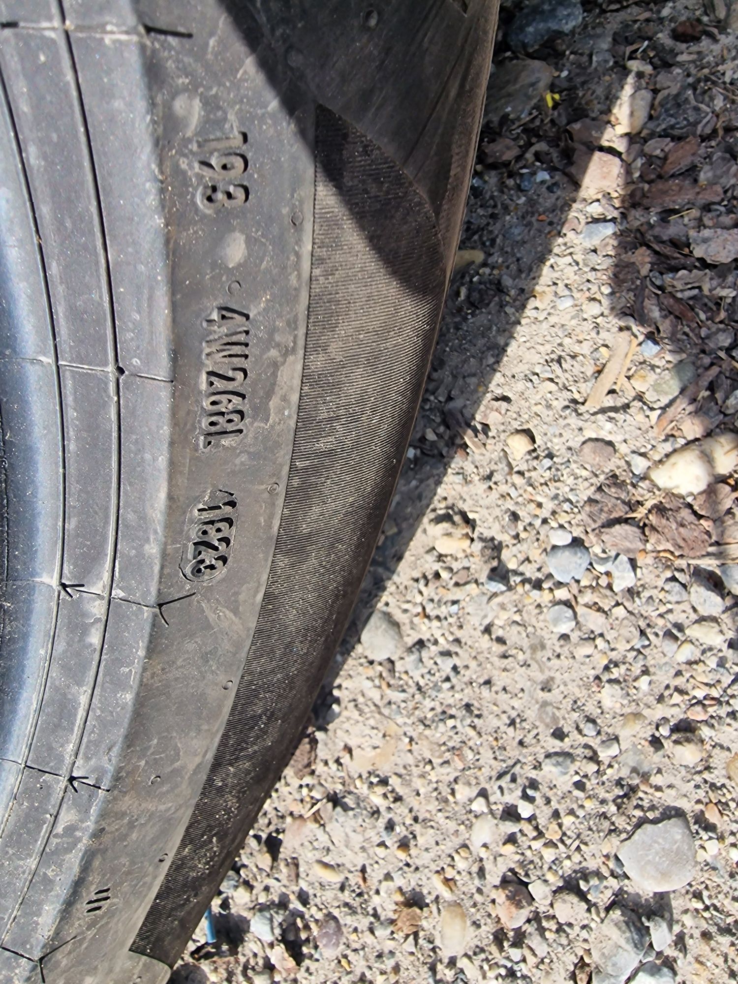 Anvelope 235/50R18 marca Pirelli, DOT 2023,8 mm