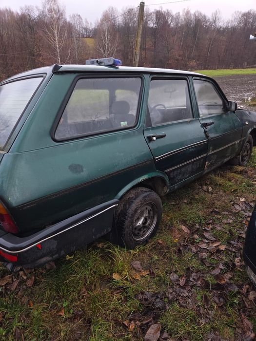 Dezmembrez Dacia 1310 TLX