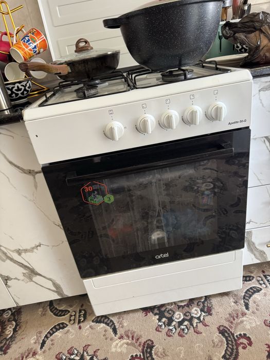 Gaz plita artel, duxovkali