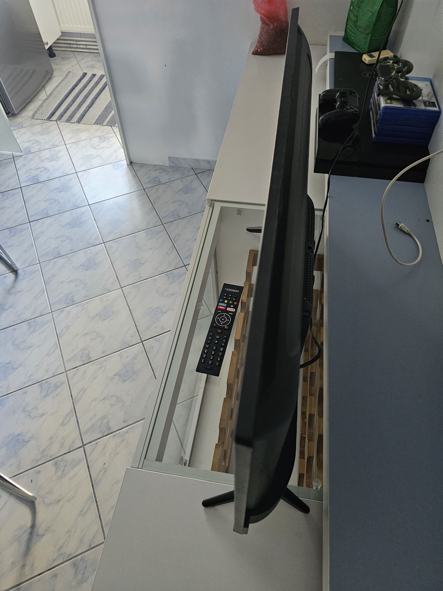 Tv smart JVC 80cm