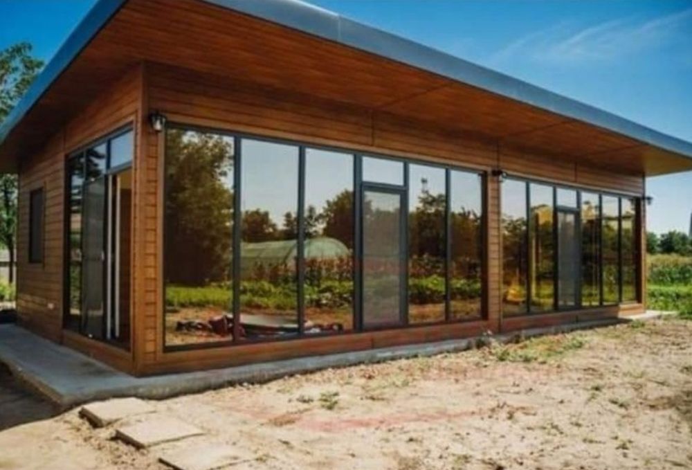 Vindem case di panouri sendwici