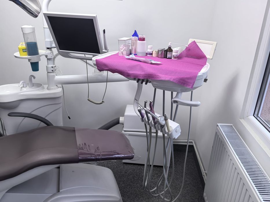 Vand unit dentar (scaun stomatologic)