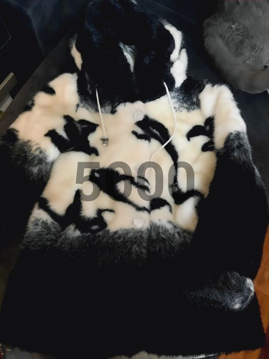 Продам шубу детскую