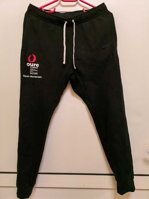 Спортно долнище Nike рязмер S