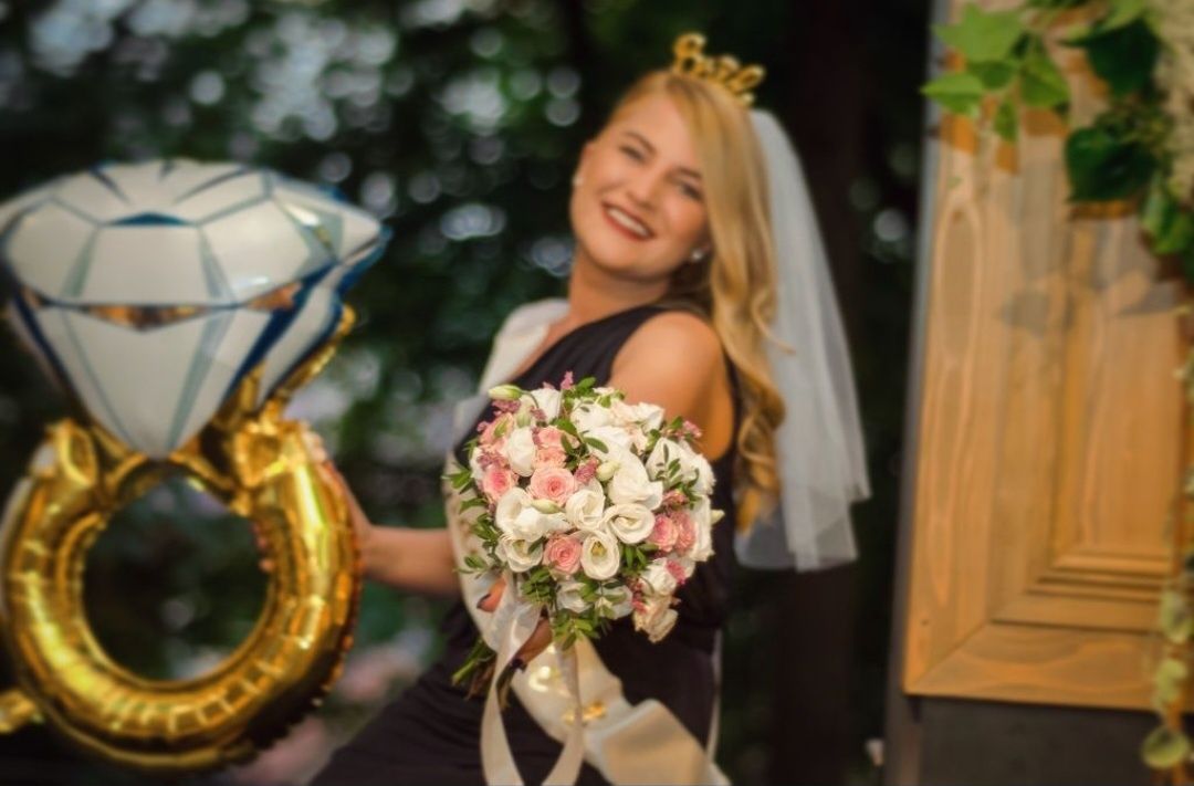 Cele mai mici preturi la evenimente ! Foto-Video | Cabină Foto | Decor