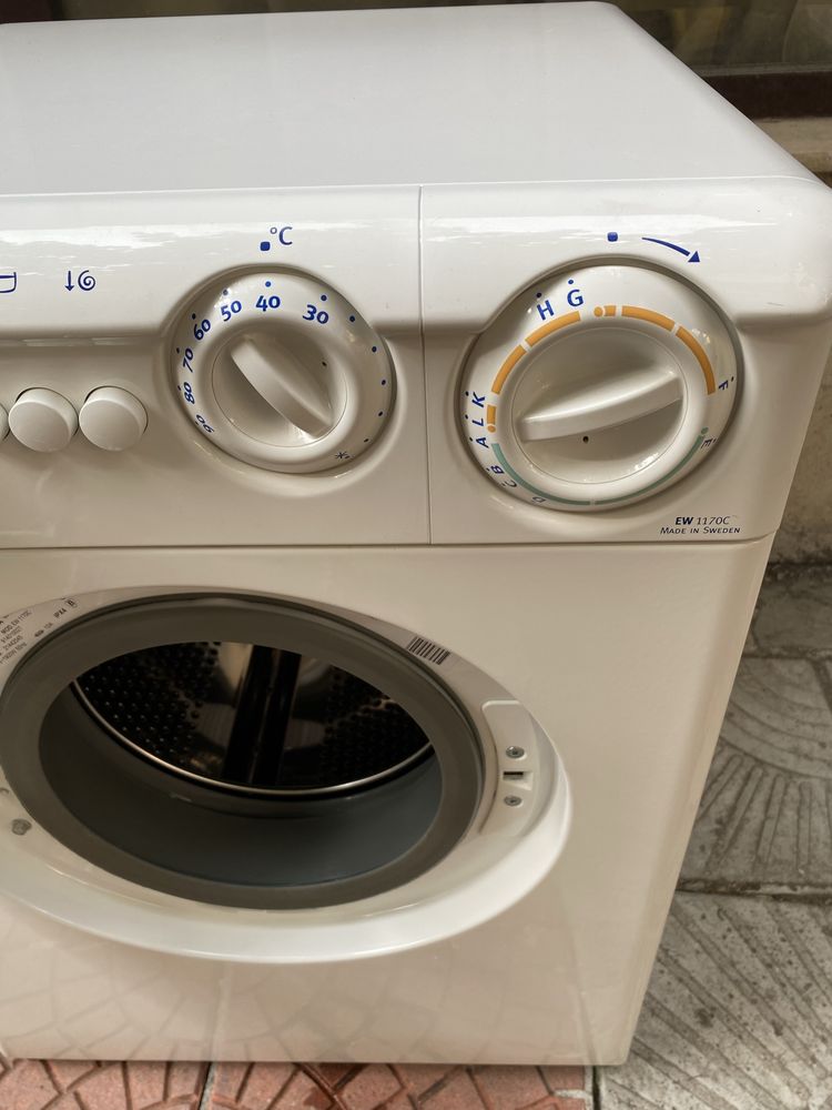 Мини пералня Electrolux Електролукс за 3кг