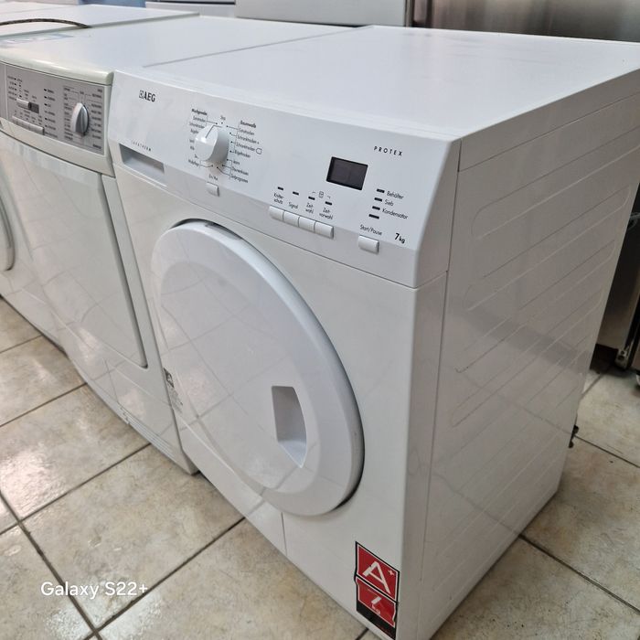 Кондензна сушилня с термопомпа 7кг А++ AEG