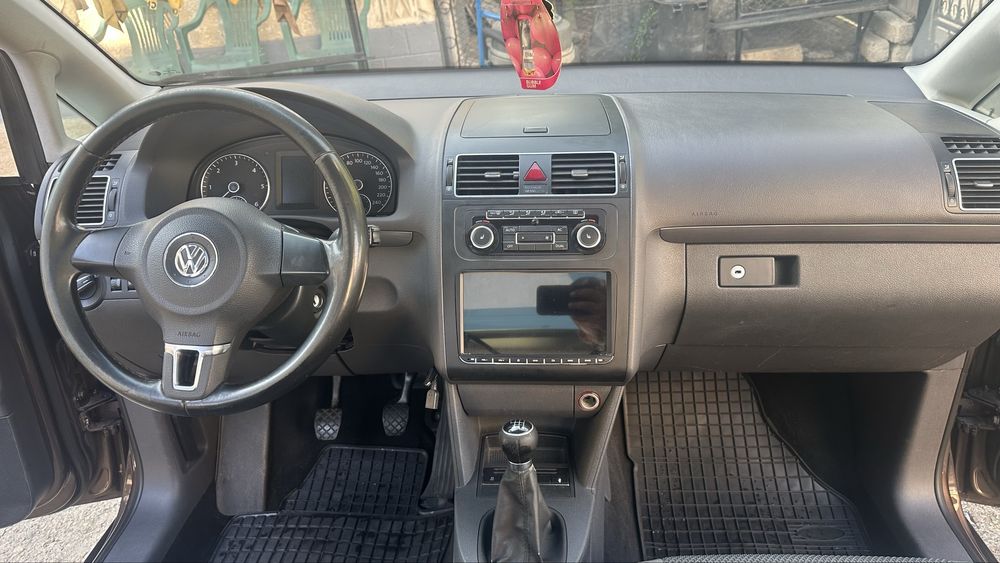 Vand Vw touran 2012