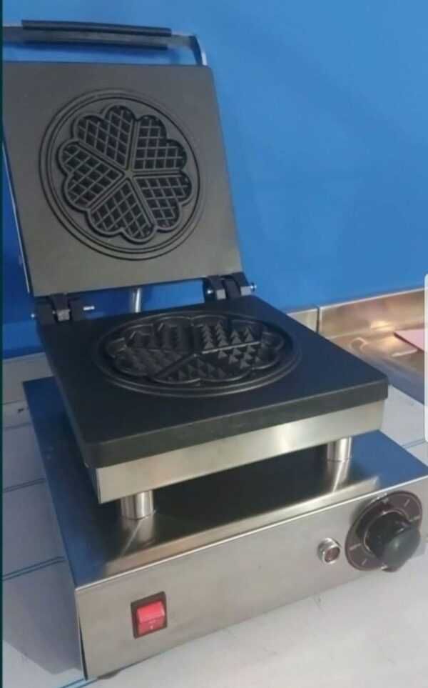 Aparat de waffle,gofre,vafe tip floare sau patratele