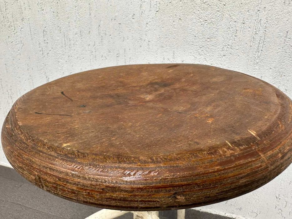 Винтидж Медицинско Столче на Винт Индустриално