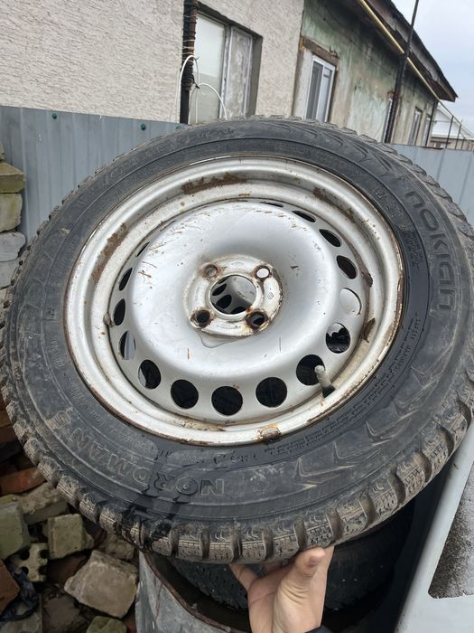 Продам колесо на 15