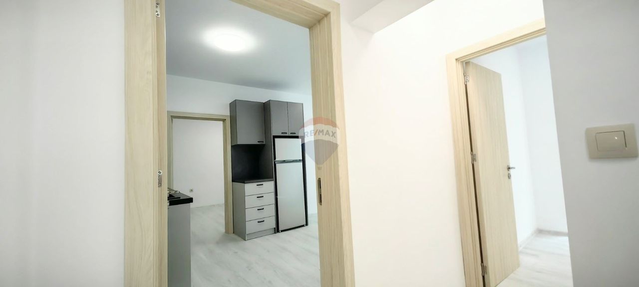Продава се Тристаен апартамент в Варна, Владислав Варненчик - 55 кв.м за 2290 €/кв.м - Снимка #11