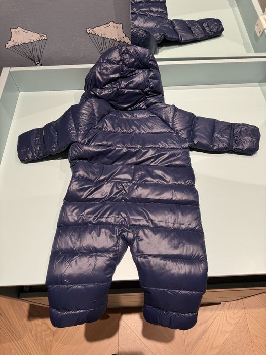 Combinezon ski bebe 0-6 luni Patagonia pret magazin 850 lei puf gasca