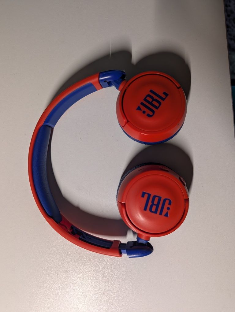 Наушники JBL JR 310 BT не рабочие