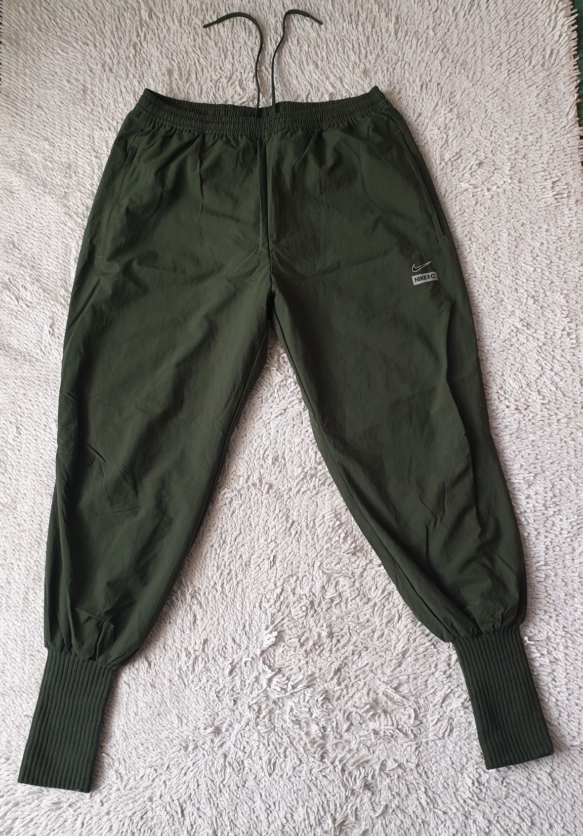 Pantaloni de trening NIKE, de bărbați, marimea M