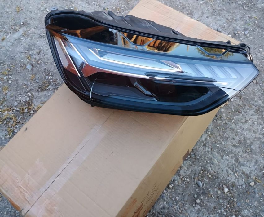 Far dreapta Audi Q5 full led