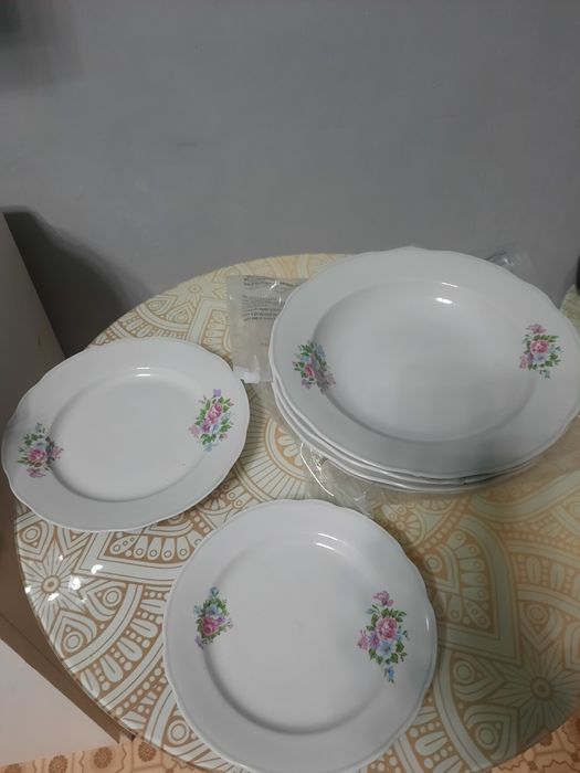 Тарелки 500 тенге.