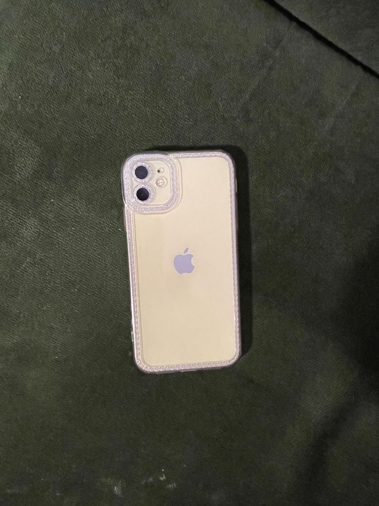 Iphone 11 64 gb gold yellow перфектен