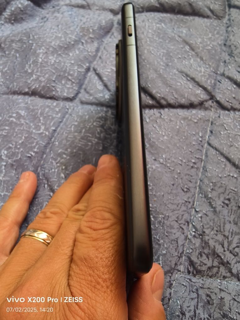 Vând sau schimb OPPO Find X8 Pro 16gb ram + 12gb, 512gb