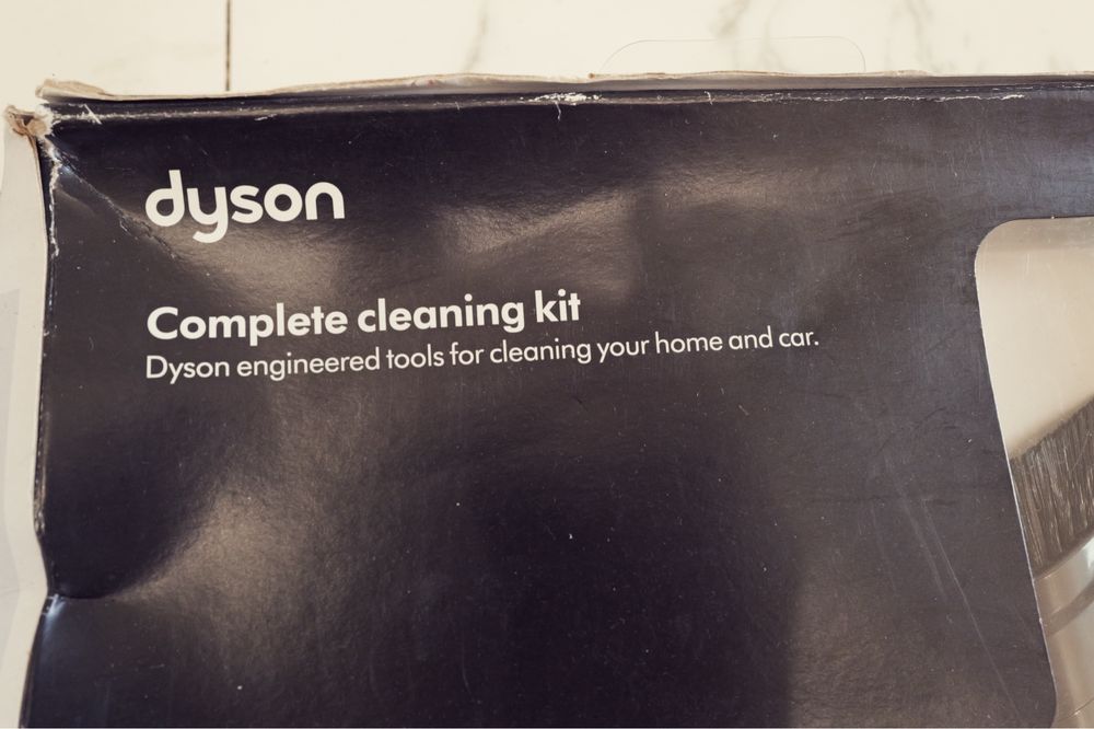 Dyson Complete cleaning kit accesorii casa si masina aspirator