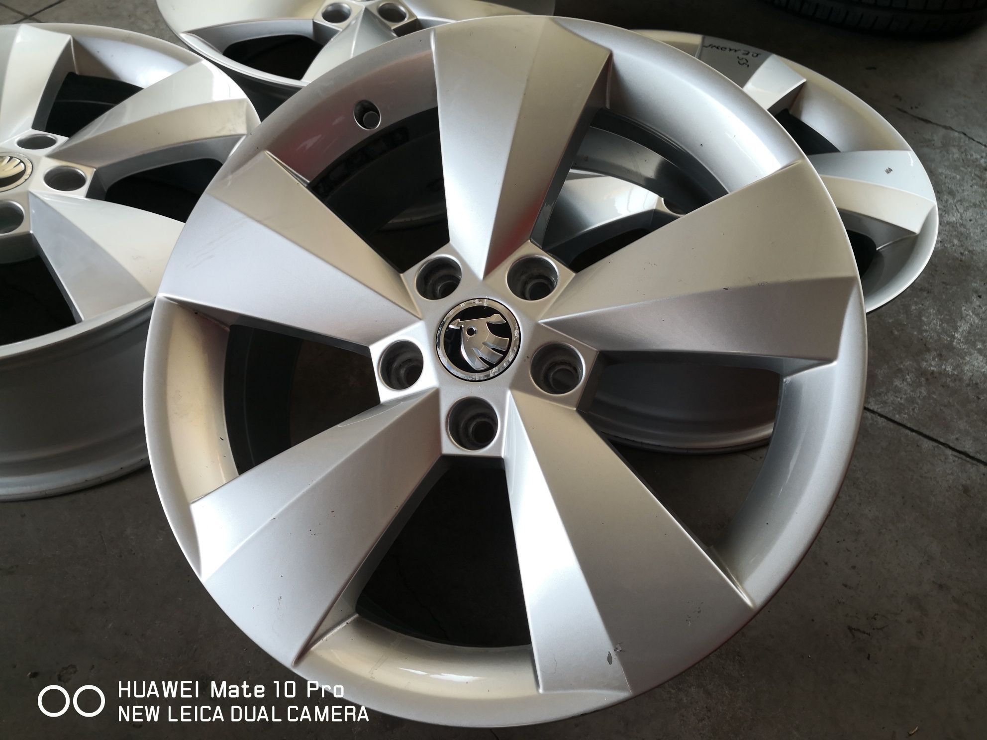 5x112 skoda шкода 5х112 17 цола оригинални джанти