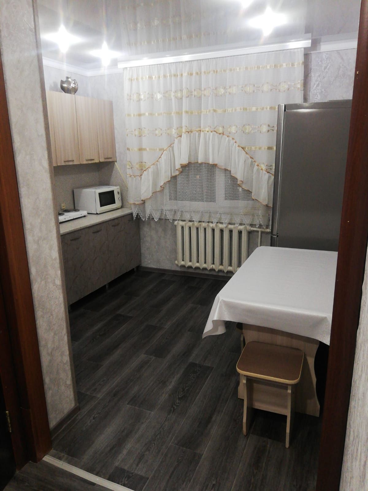 Продам двухкомнатную квартиру. Район Дачный, Назарбаева 295