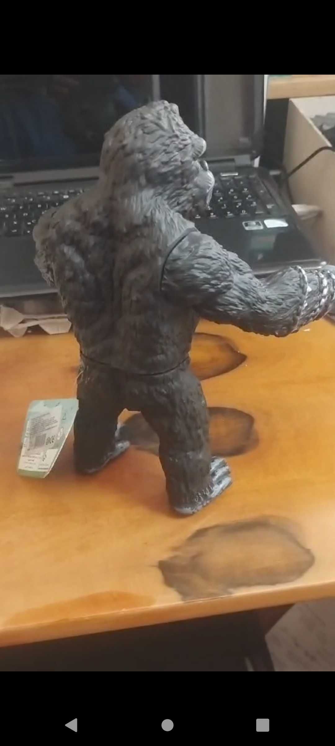 Gorila King Kong cu articulatii