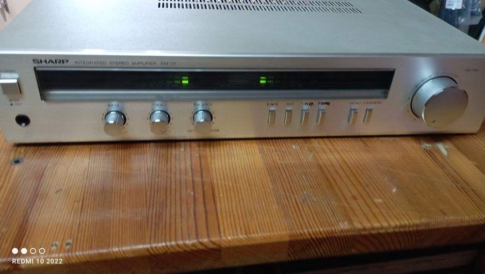 Усилвател SHARP  SM-31