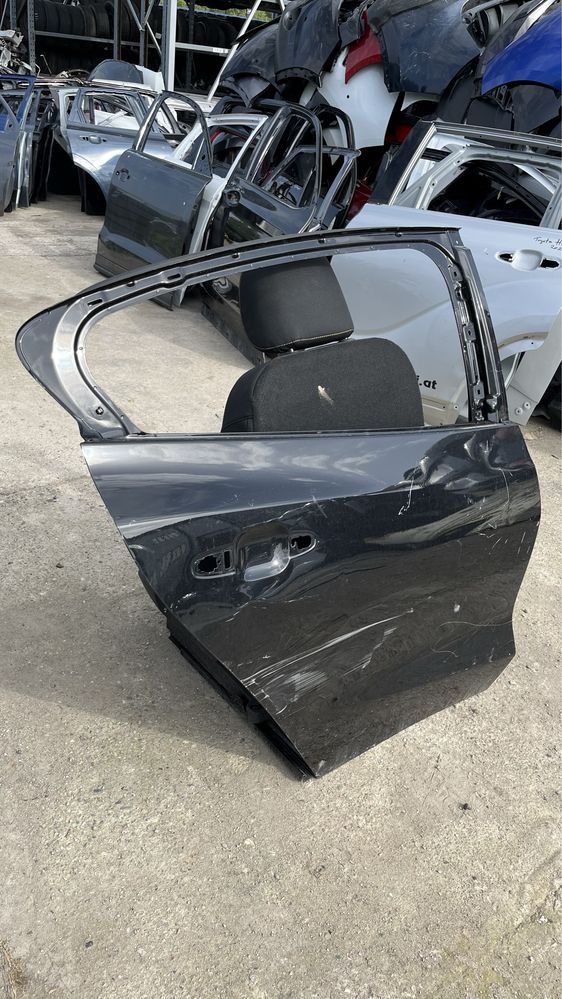 Задна дясна врата Ford Focus MK4