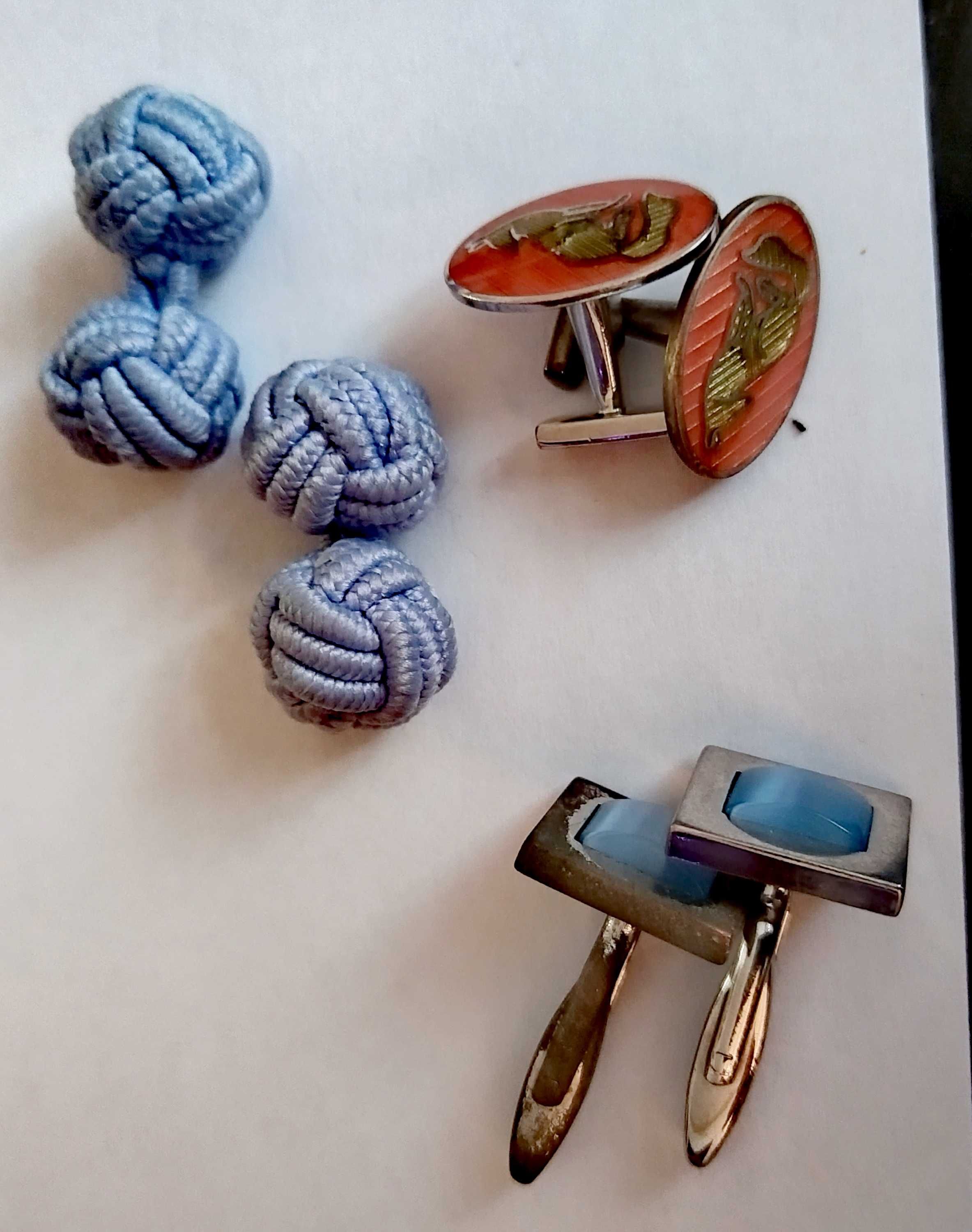 Butoni camasa Paul Smith,Massimo Dutti,etui+snur ochelari Police,Prada