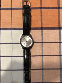 Ръчен дамски часовник Casio