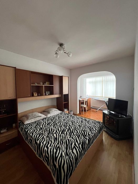 Apartament 2 camere decomandat, Strada Republicii