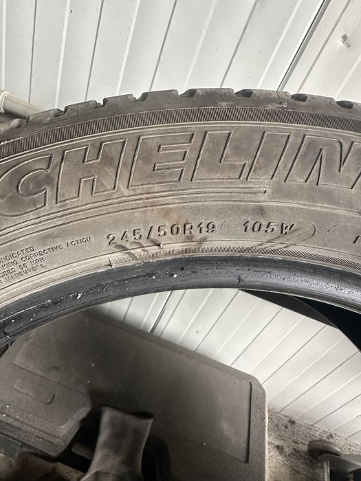 245/50 19 runflat 2 броя michelin