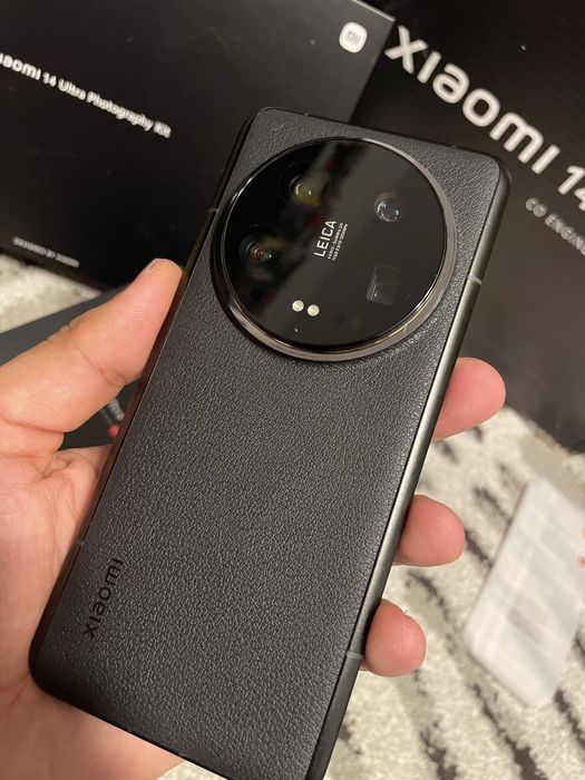 Xiaomi 14 Ultra 32/512 + Kit Foto + 6 huse, GARANTIE