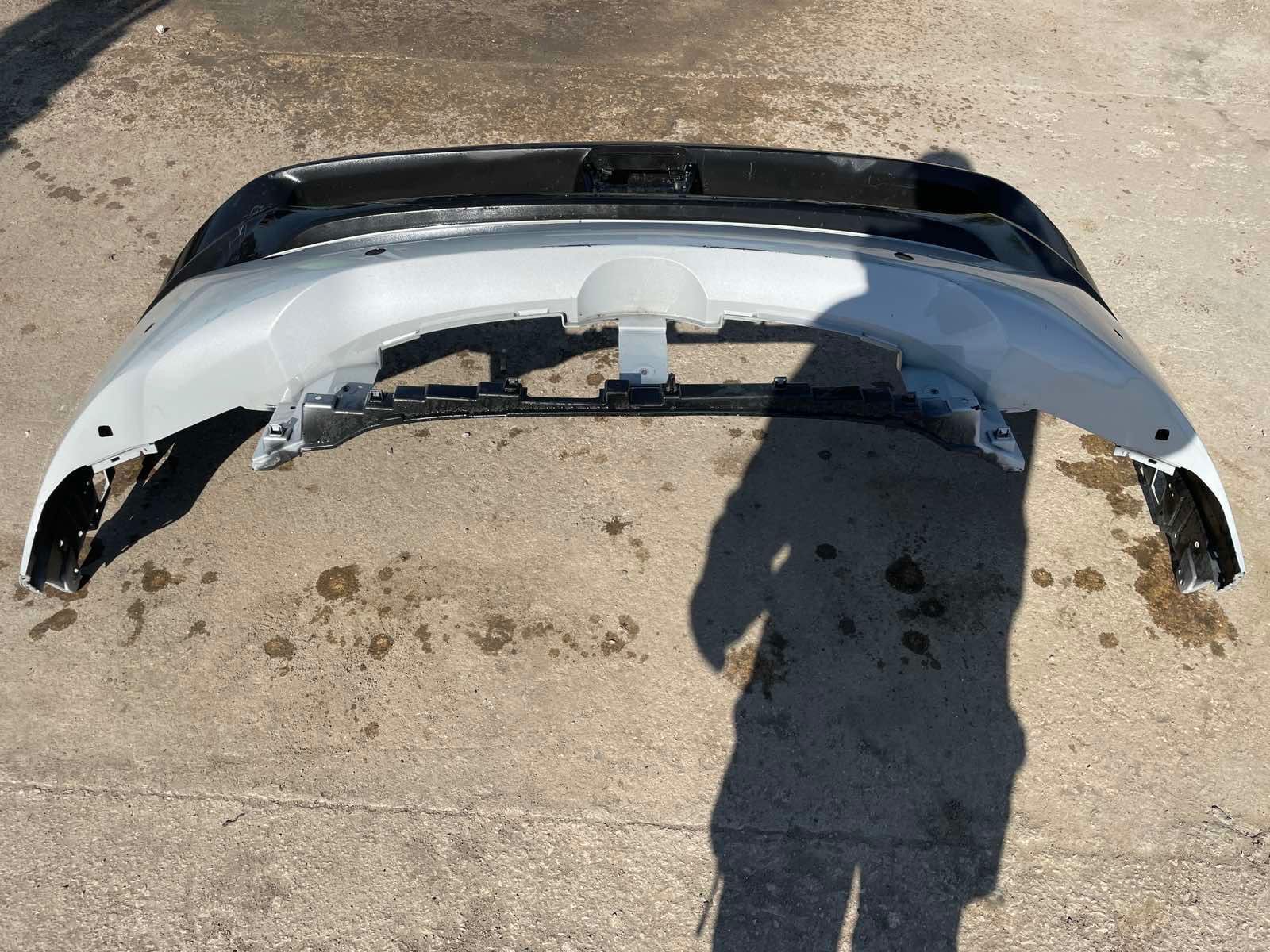 DN4L-50031 предна броня от Mazda MX-30 2022 г.