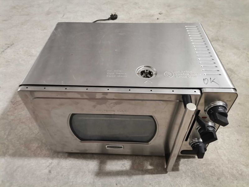 Готварска печка под налягане- Kitchentek 1700 W