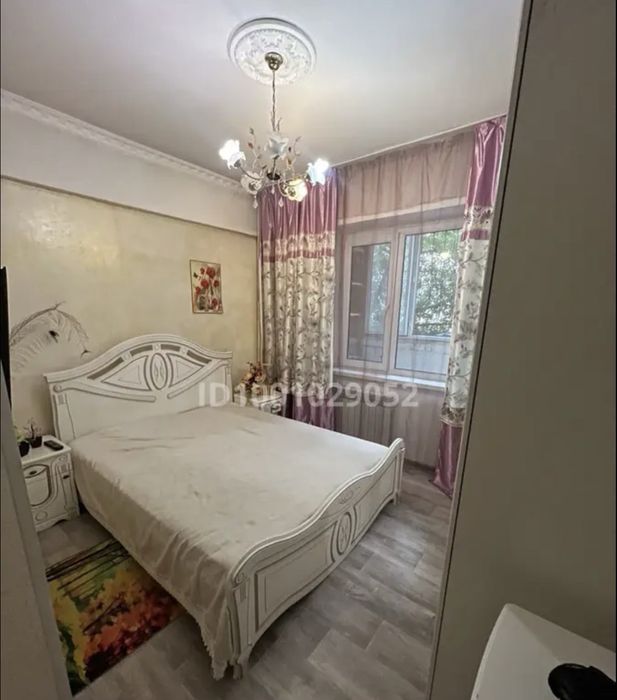 Кровать дхуспалка с матрасом