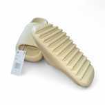 Yeezy slide marimea 39