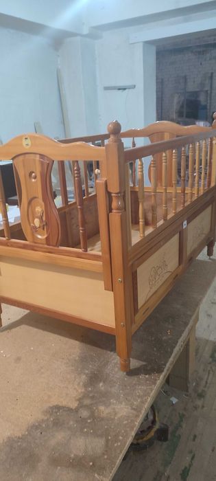 Детская кровать,люлька, качели. Цена за всё!