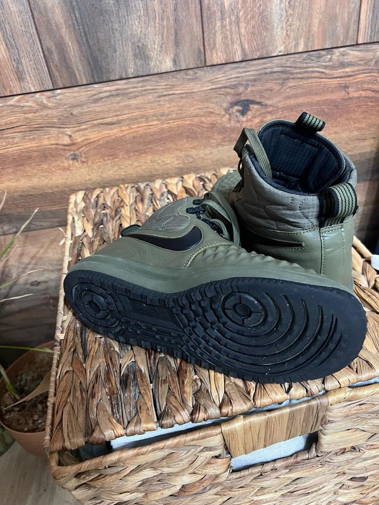 Nike Lunar Force 1